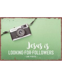 Metallschild 'Jesus is looking for followers'